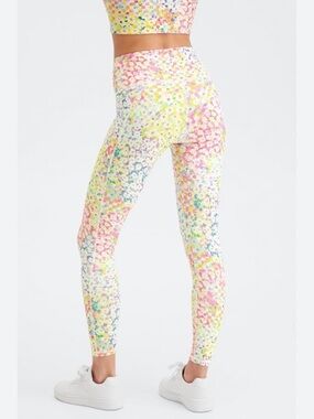 Fabletics Define PowerHold High-Waisted 7/8 Legging Patchwork Daisy Small